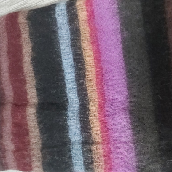 Club Monaco Scarf - Picture 8 of 9